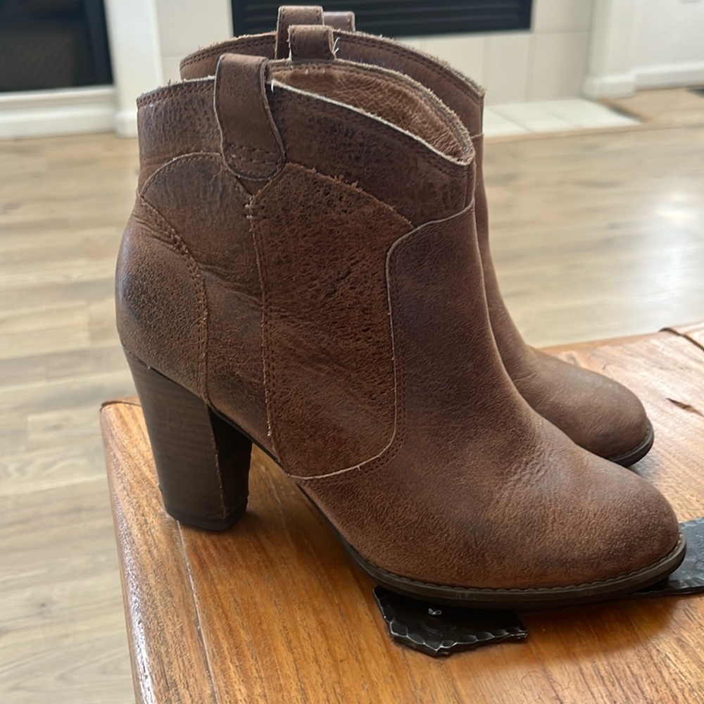 Clark’s boots